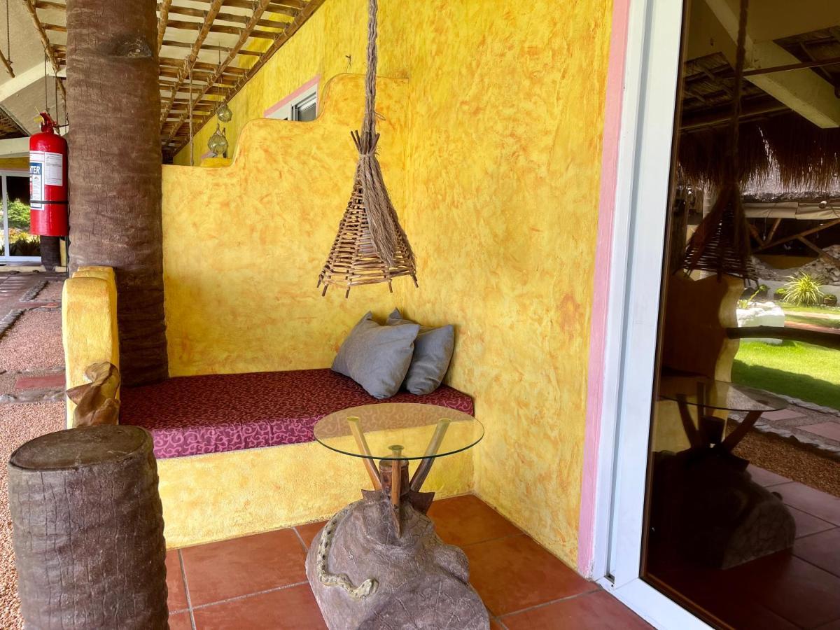 Kokays Maldito Dive Resort Малапаскуа Айлънд Екстериор снимка