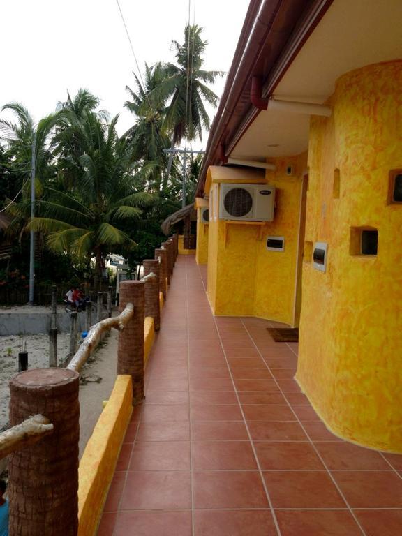 Kokays Maldito Dive Resort Малапаскуа Айлънд Екстериор снимка