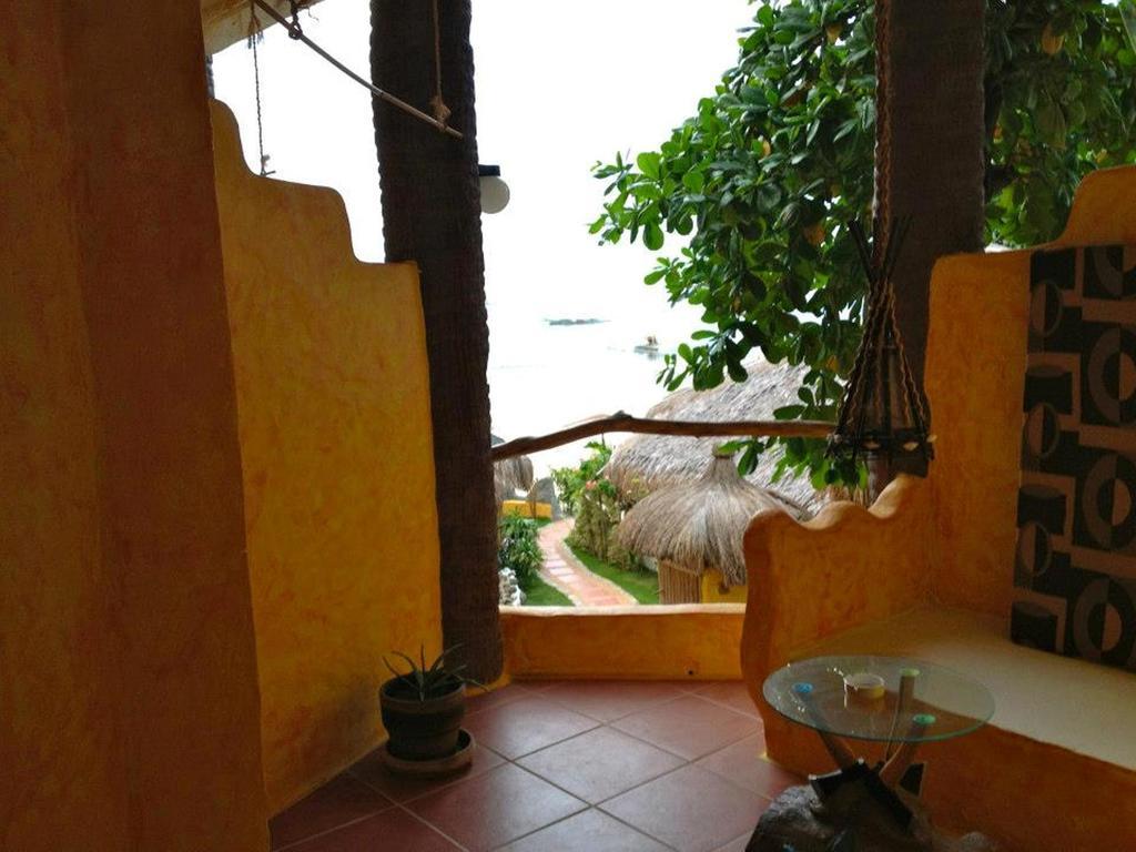 Kokays Maldito Dive Resort Малапаскуа Айлънд Екстериор снимка