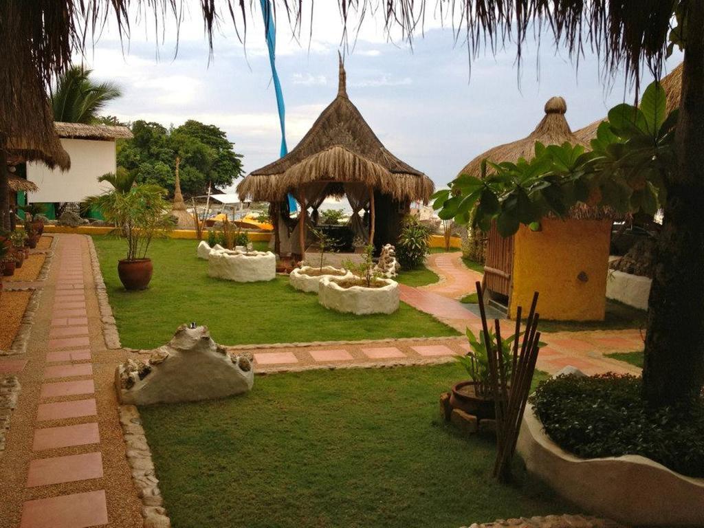 Kokays Maldito Dive Resort Малапаскуа Айлънд Екстериор снимка