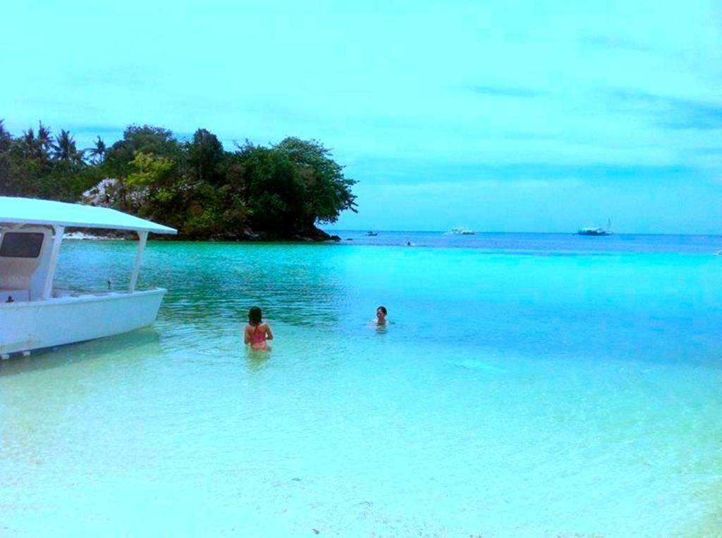Kokays Maldito Dive Resort Малапаскуа Айлънд Екстериор снимка